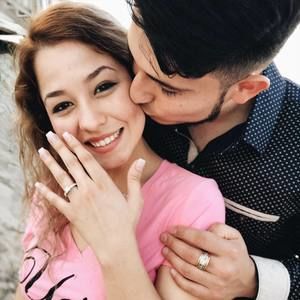 Meet your Posher, Mayra